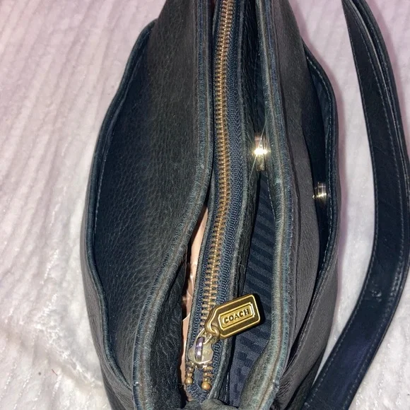 Coach VINTAGE 90’s  Black pebbled  Leather Shoulder Bag No-4924 NO CALLOUTS - Picture 6 of 13